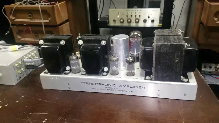 Pilot SA-232 stereo power amp and SP-210 stereo preamp first power on test!