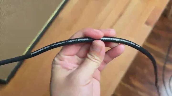 Buzzing From Your Guitar Amp? Check Your Guitar Cable First! (Livewire Elite vs Essential)