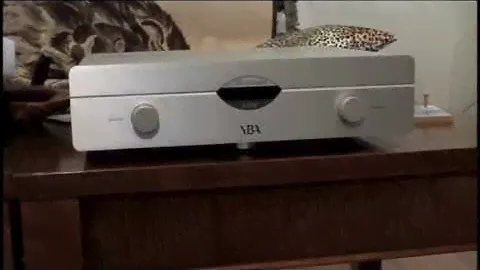 unboxing YBA  A100